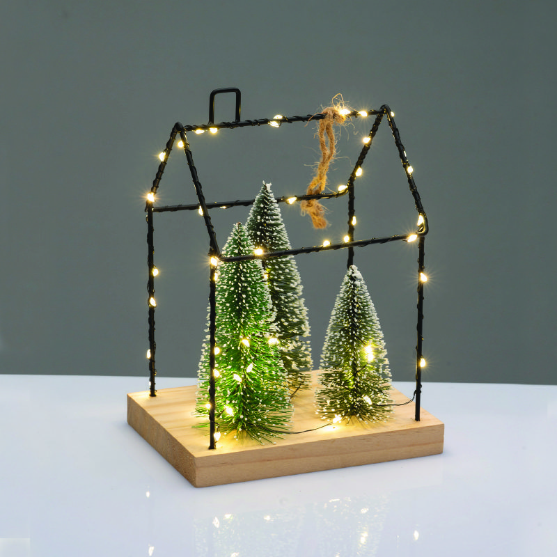 Metal House With Trees Διακοσμ Κρεμαστο 55 Led Λαμπ Θερμα Μπατ 3Χααα (Δεν Συμπ) Ip20 16.5*12*22Cm